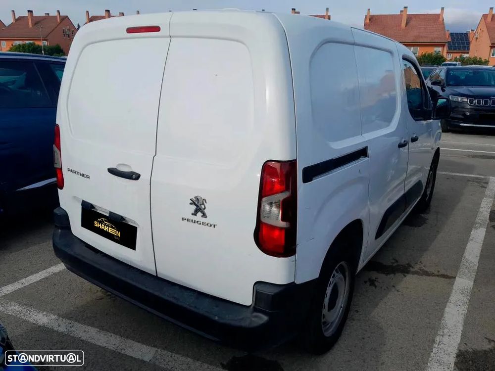 Peugeot Partner BlueHDi 100 L2 Cabine Dupla - 2