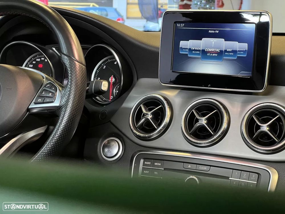 Mercedes-Benz CLA 180 d Shooting Brake AMG Line Aut. - 15