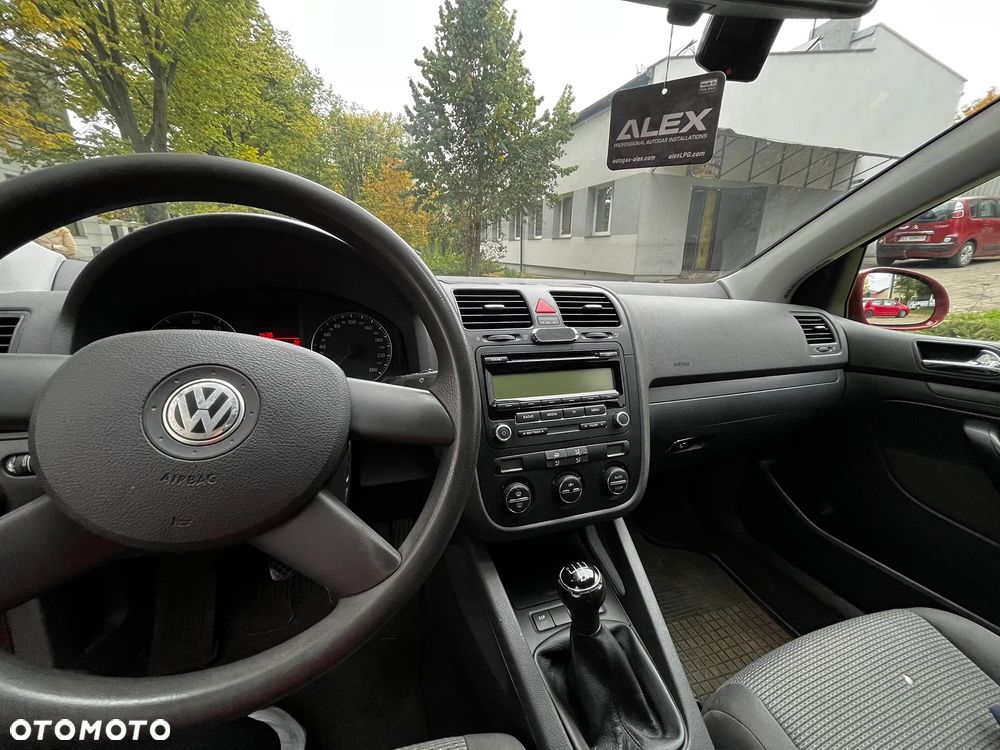 Volkswagen Golf 2004