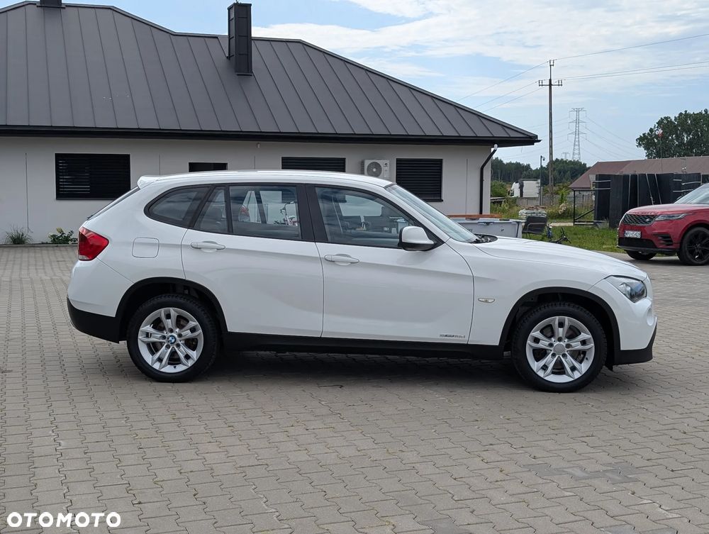 BMW X1 sDrive18d Sport Line - 17