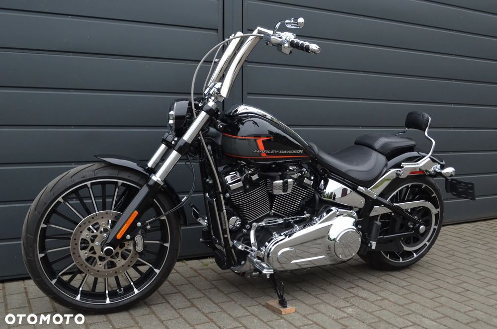 Harley-Davidson FXSB Breakout - 19