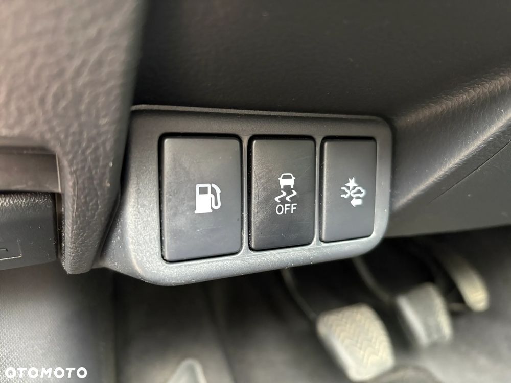 Toyota Avensis 1.8 Selection - 19