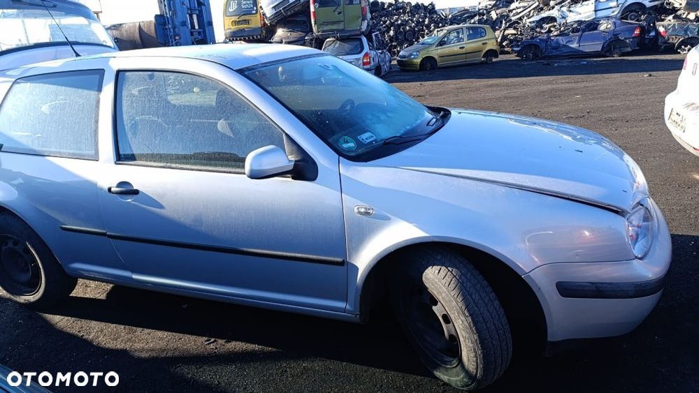 36062 VW golf IV model od 98-06 silnik 1.4 16V 75 km APE skrzynia DUW lakier LB7Z - 5