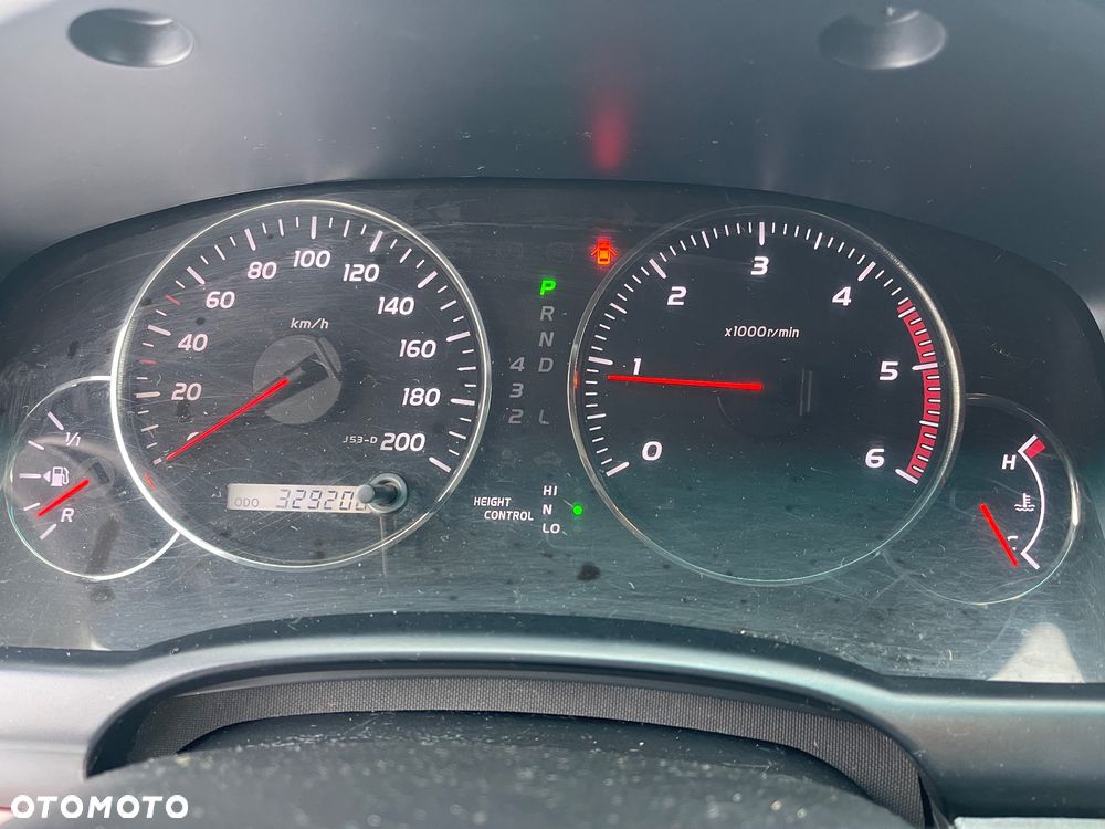 Toyota Land Cruiser - 13