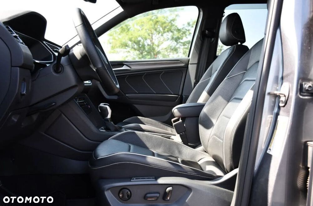 Volkswagen Tiguan - 16