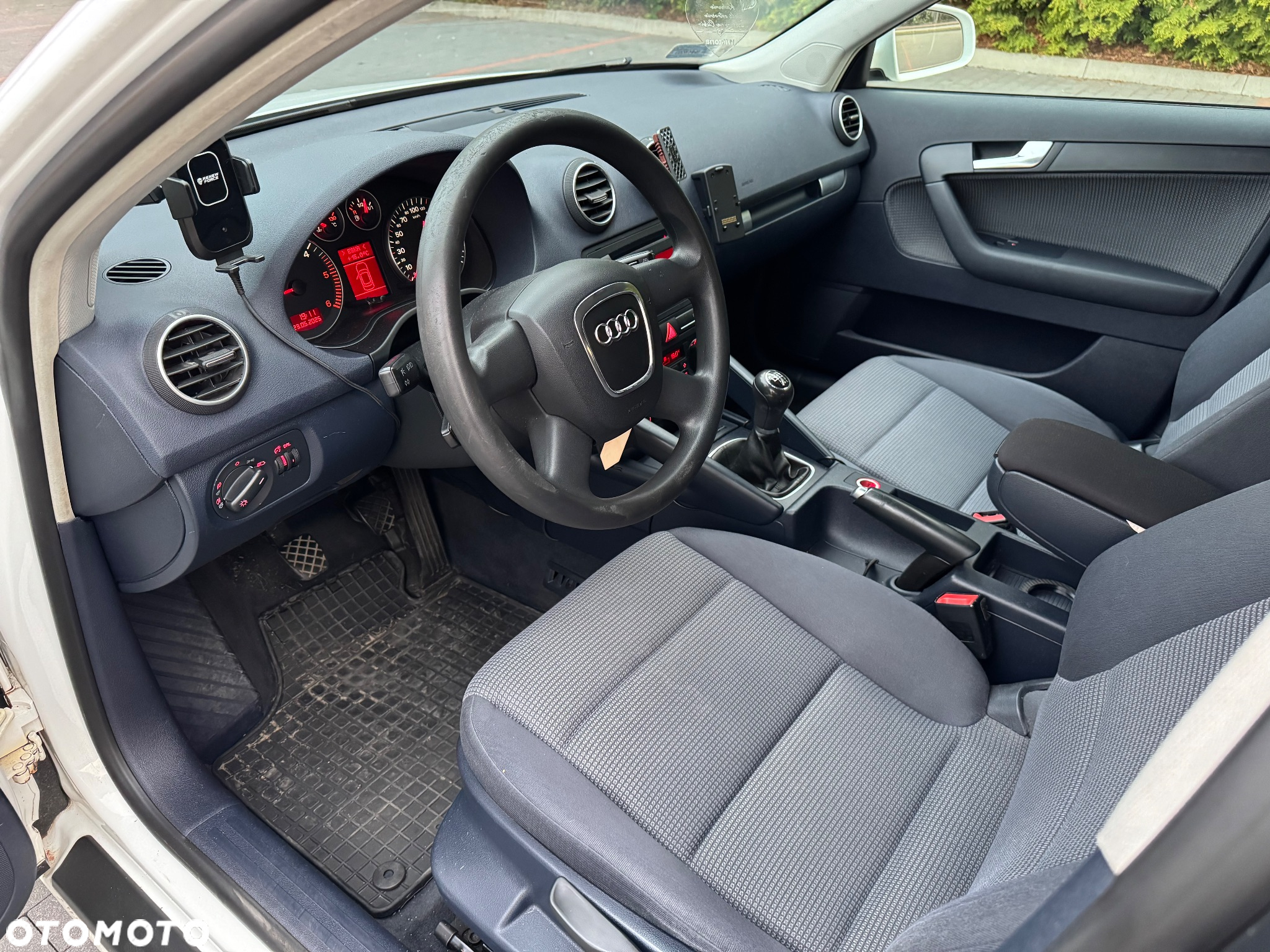 Audi A3 2.0 TDI Sportback DPF Ambiente - 6