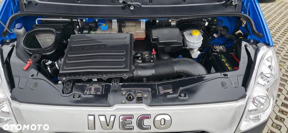 Iveco DAILY - 21