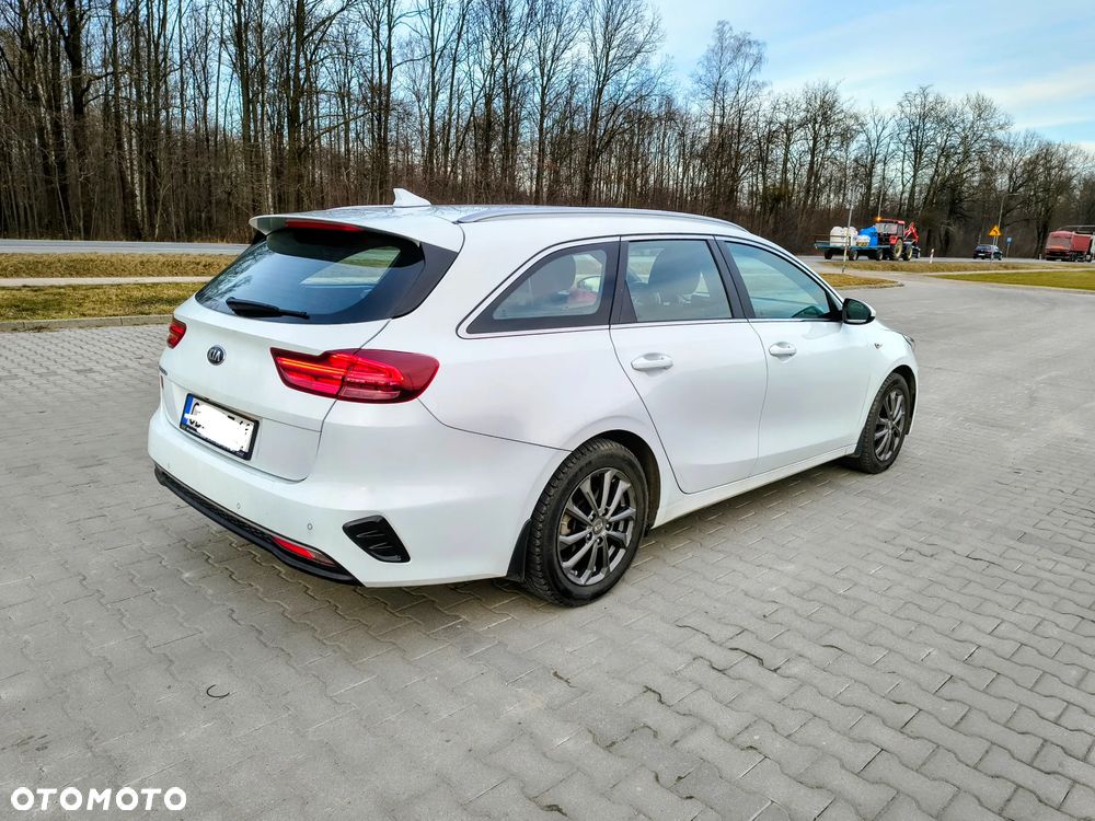 Kia Ceed 1.6 CRDi SCR GT-Line - 7