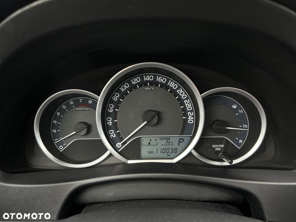 Toyota Auris - 30