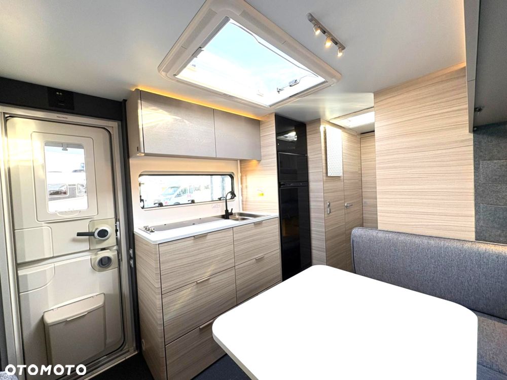 Adria Altea 552 PK 60Y - 10