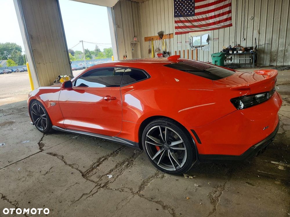 Chevrolet Camaro - 3