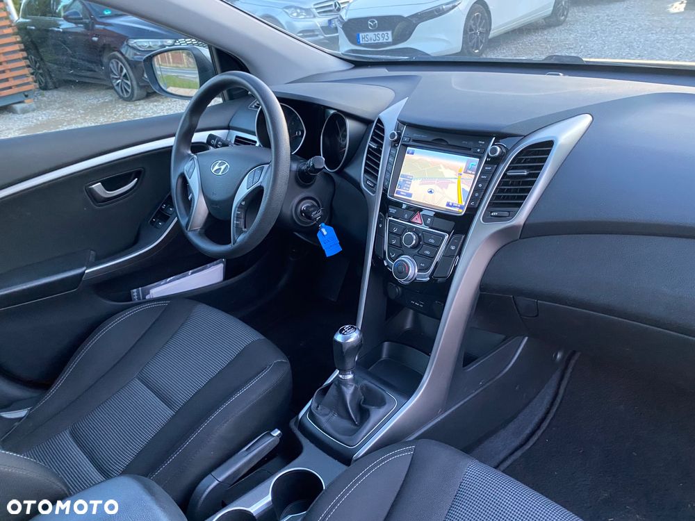 Hyundai i30 1.4 Premium - 28