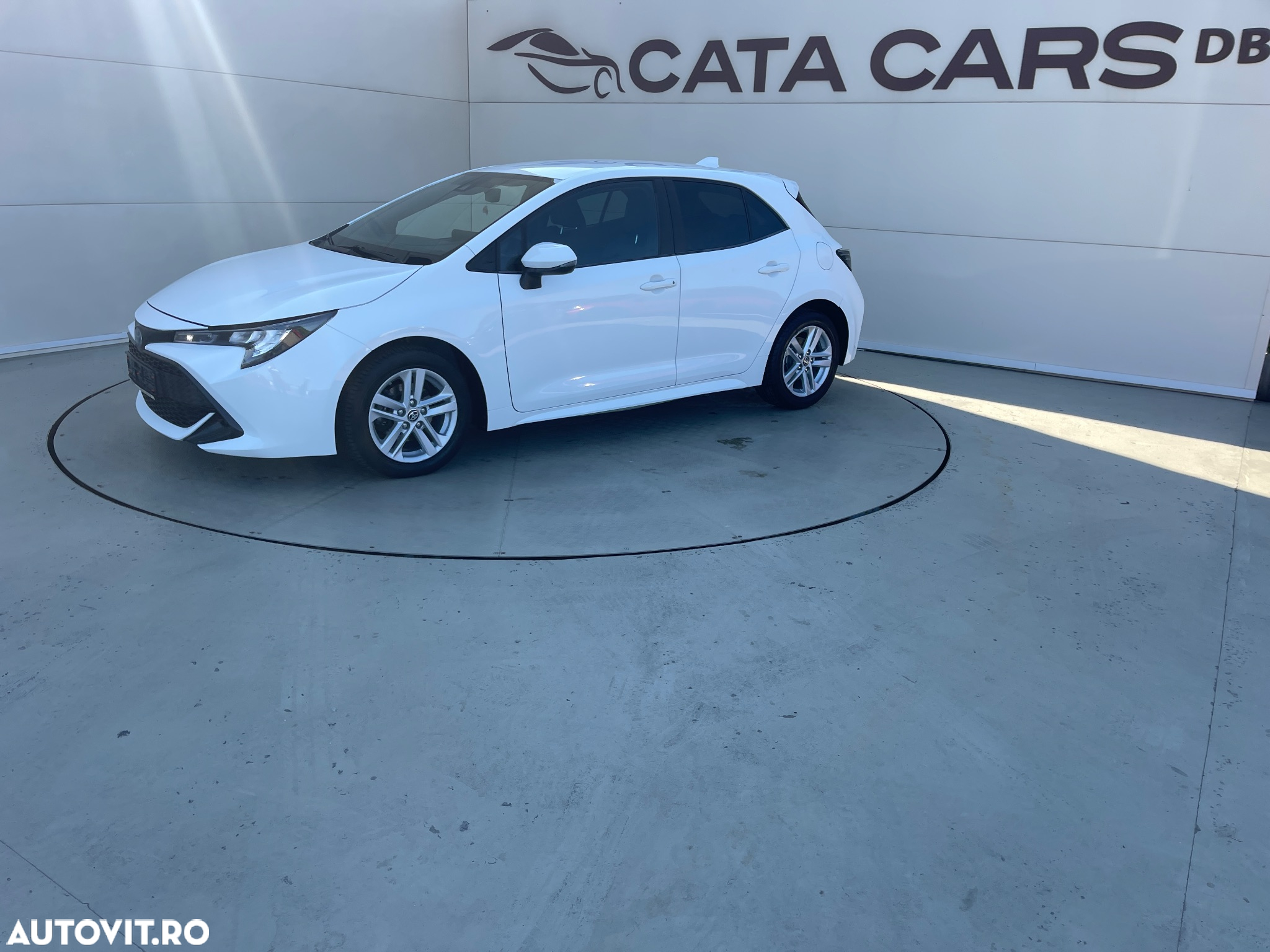 Toyota Corolla 1.8 Hybrid Comfort - 5