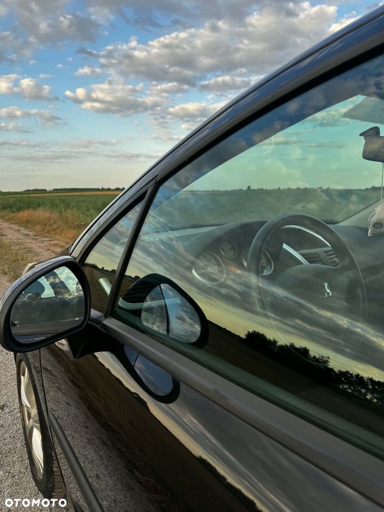 Peugeot 207 1.4 Trendy - 13