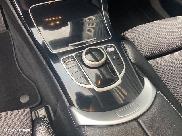 Mercedes-Benz C 300 de Avantgarde - 29