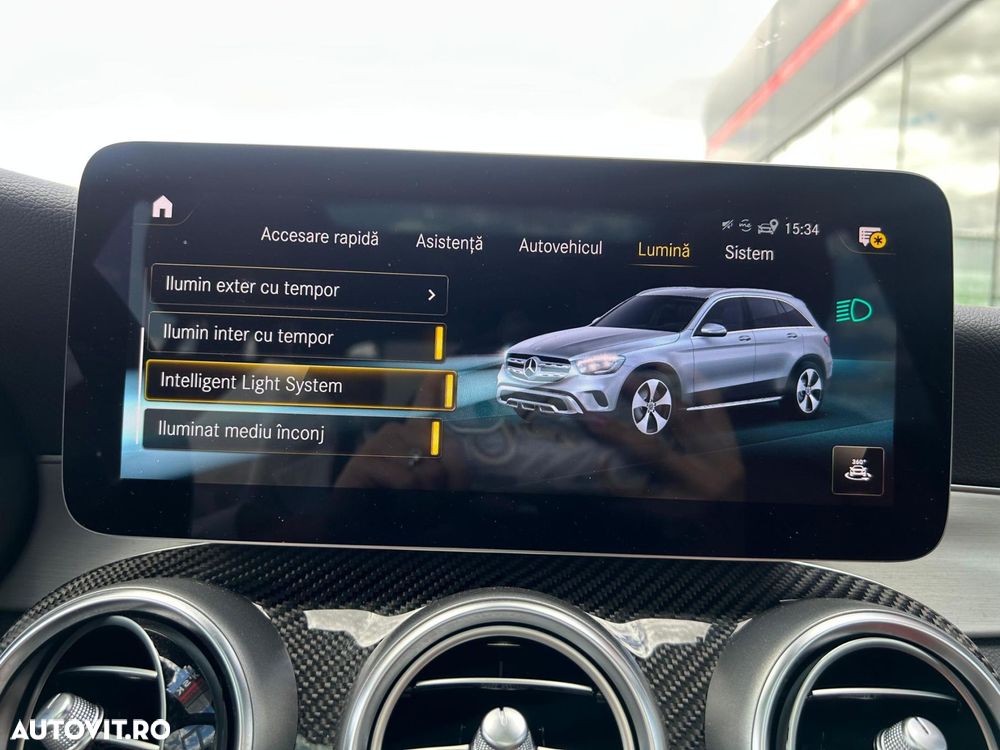 Mercedes-Benz GLC 300 e 4MATIC - 28