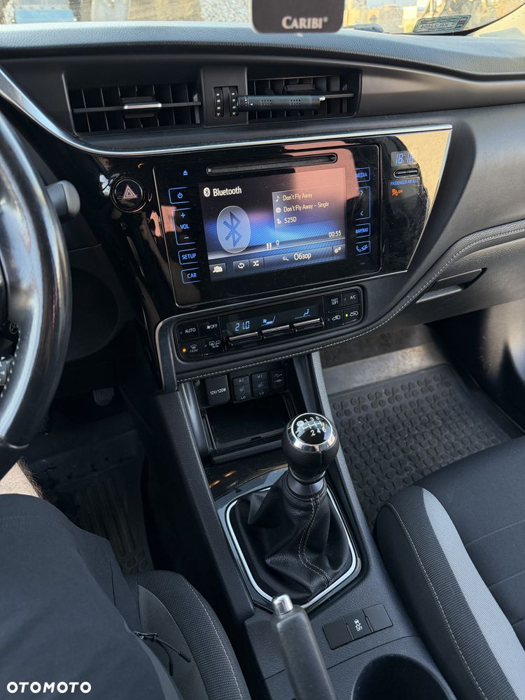 Toyota Auris - 28