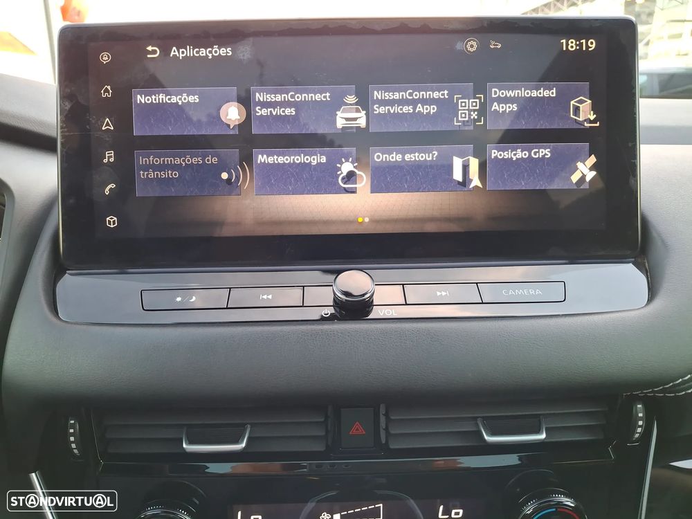 Nissan Qashqai 1.3 DIG-T N-Connecta - 24