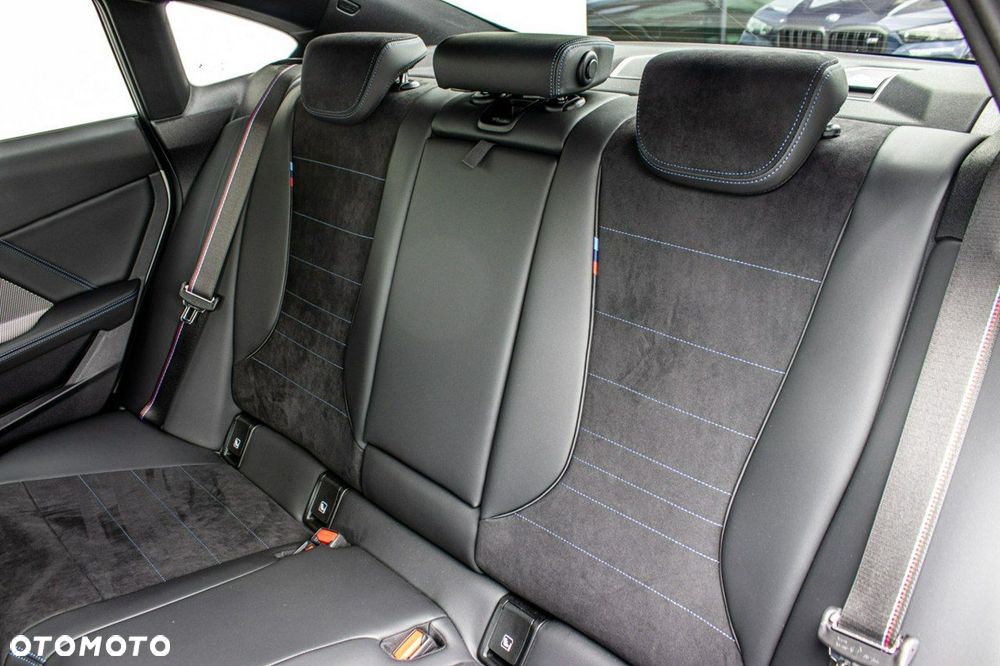 BMW Seria 2 - 16