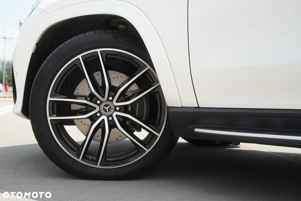 Mercedes-Benz GLS - 5
