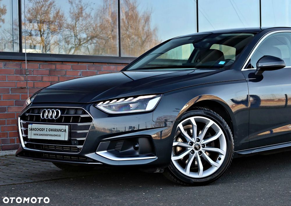 Audi A4 Limousine - 14