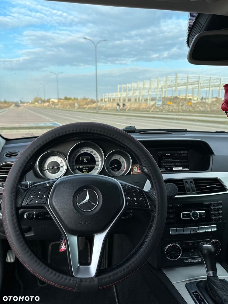 Mercedes-Benz Klasa C - 16