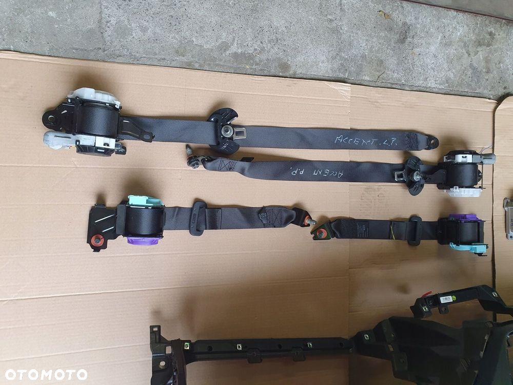 HYUNDAI ACCENT KONSOLA 2X AIRBAG PASY 4X SENSOR - 5