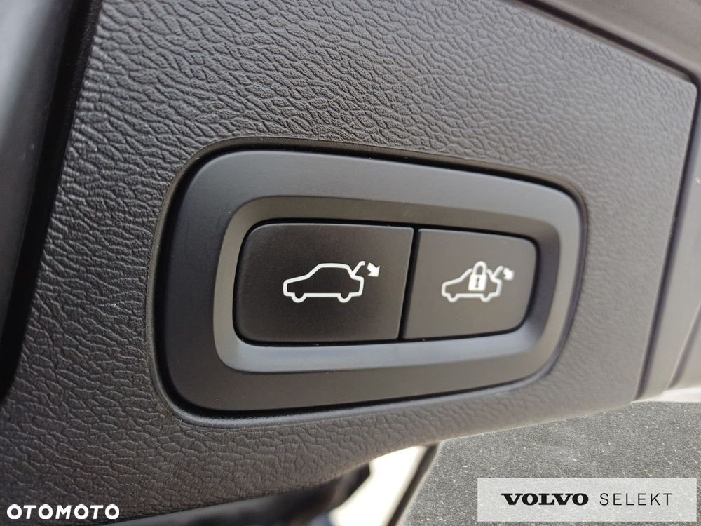 Volvo XC 60 - 21