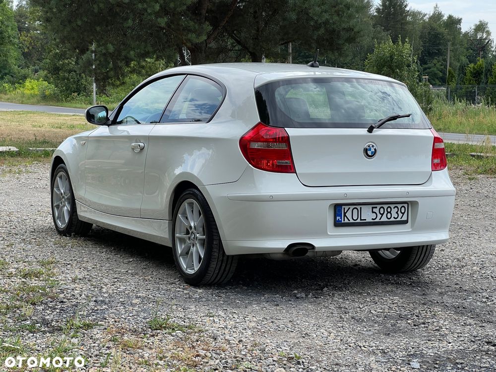 BMW Seria 1 116i - 14