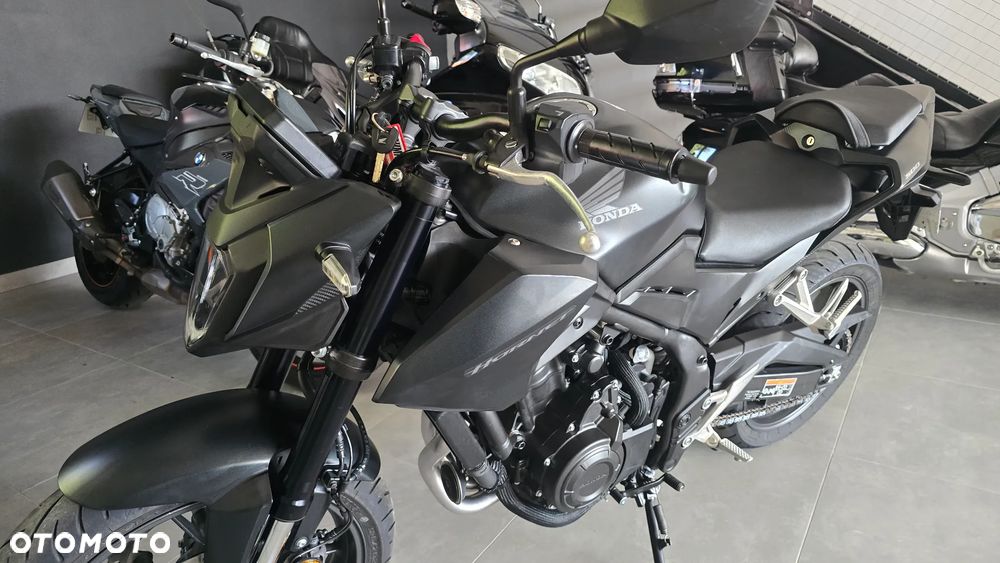 Honda Hornet - 2