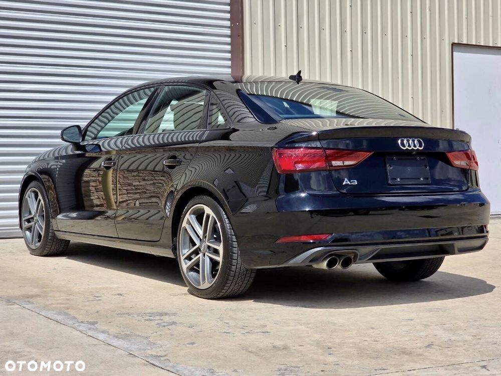 Audi A3 Limousine 40 TFSI quattro S tronic sport - 3