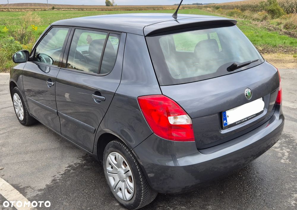 Skoda Fabia - 4