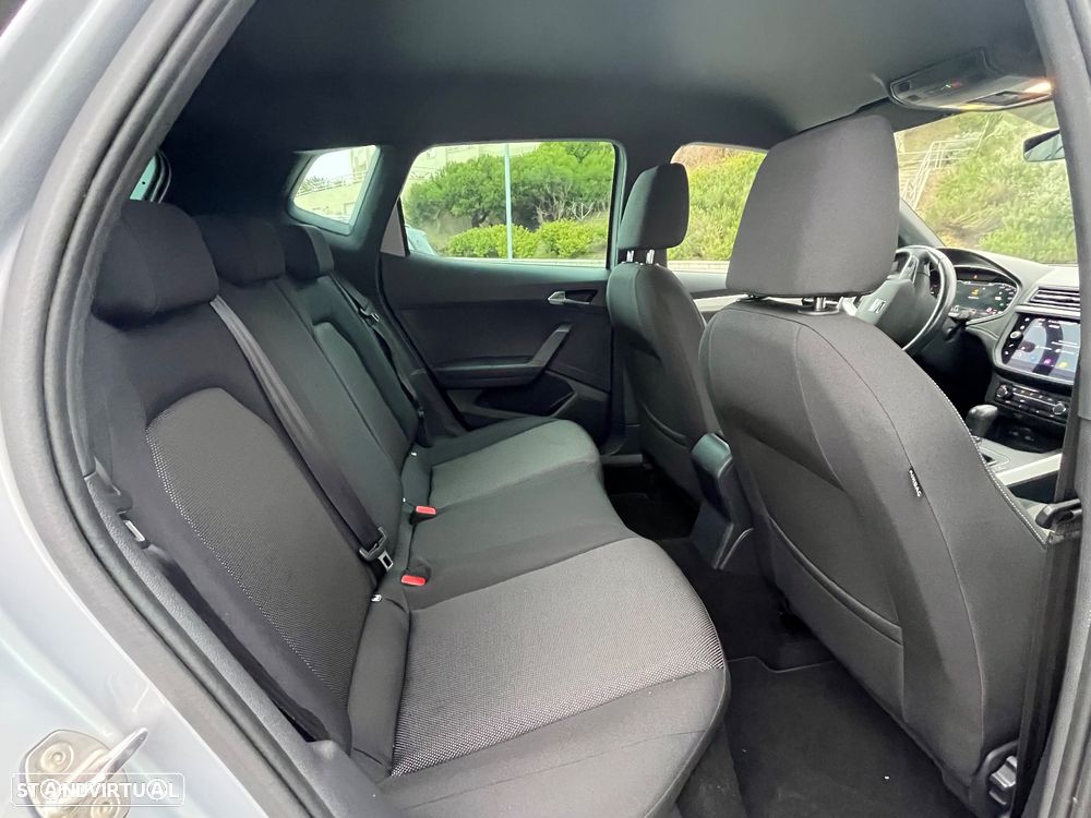 SEAT Arona 1.0 TSI Xcellence DSG - 32