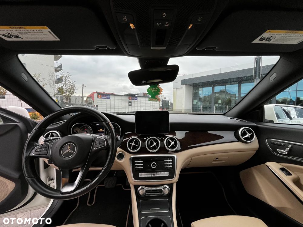 Mercedes-Benz CLA - 5