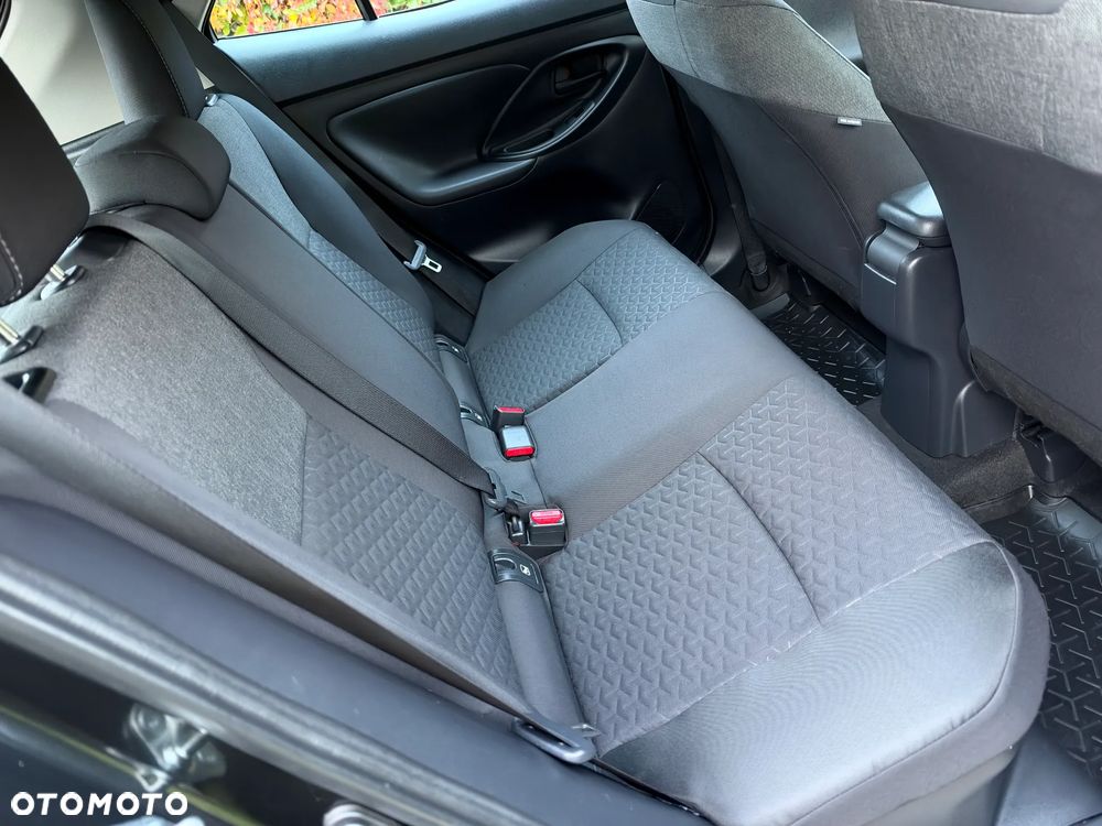 Toyota Yaris Cross Hybrid 1.5 Comfort - 32