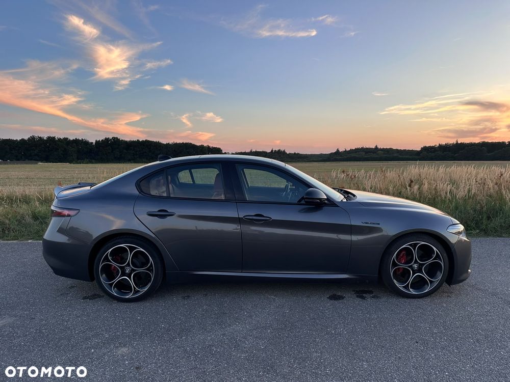 Alfa Romeo Giulia 2.0 Turbo 16V AT8 Veloce - 6