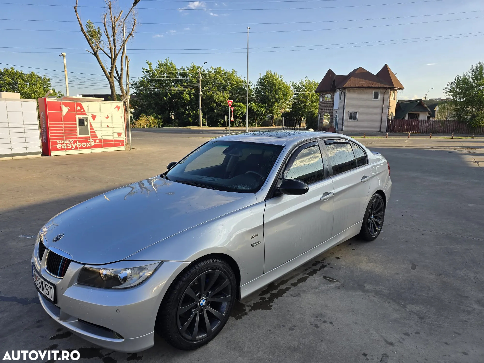 BMW Seria 3 320i Touring Aut. - 3
