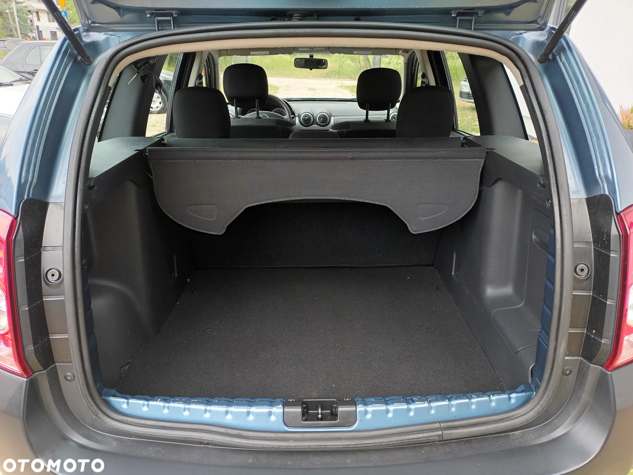 Dacia Duster 1.6 - 12