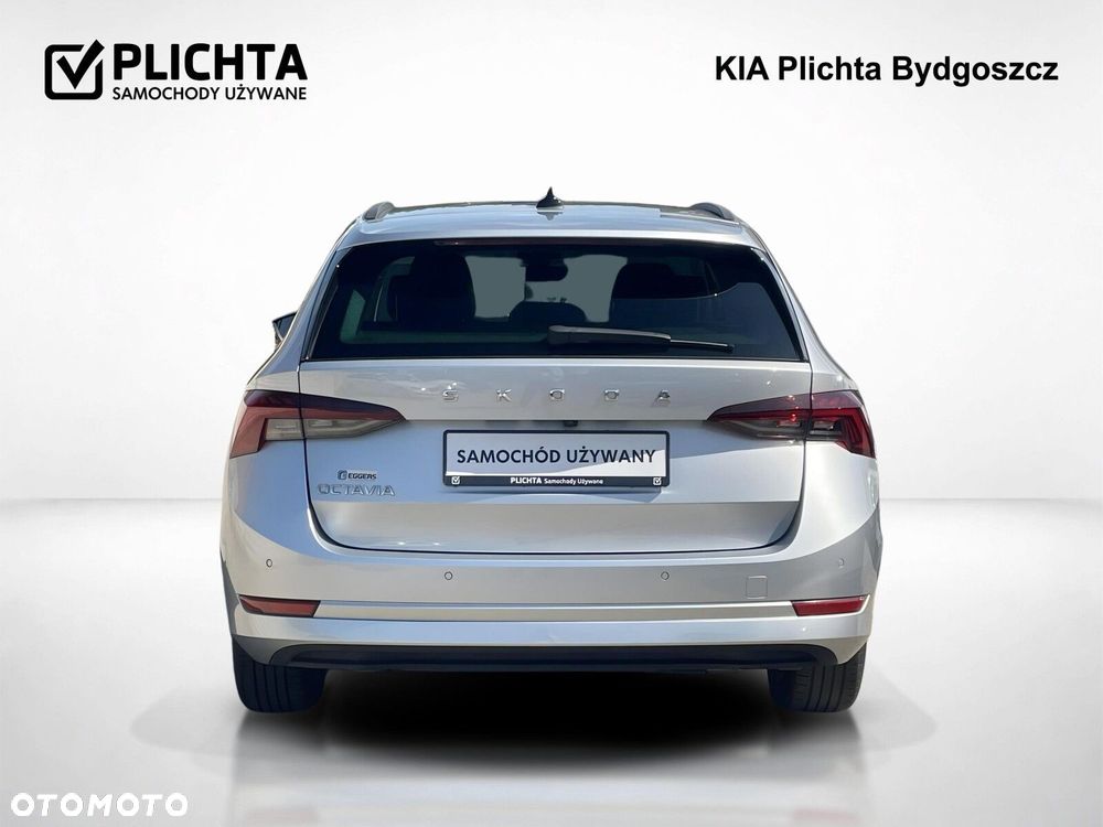 Skoda Octavia 2.0 TDI Selection DSG - 4