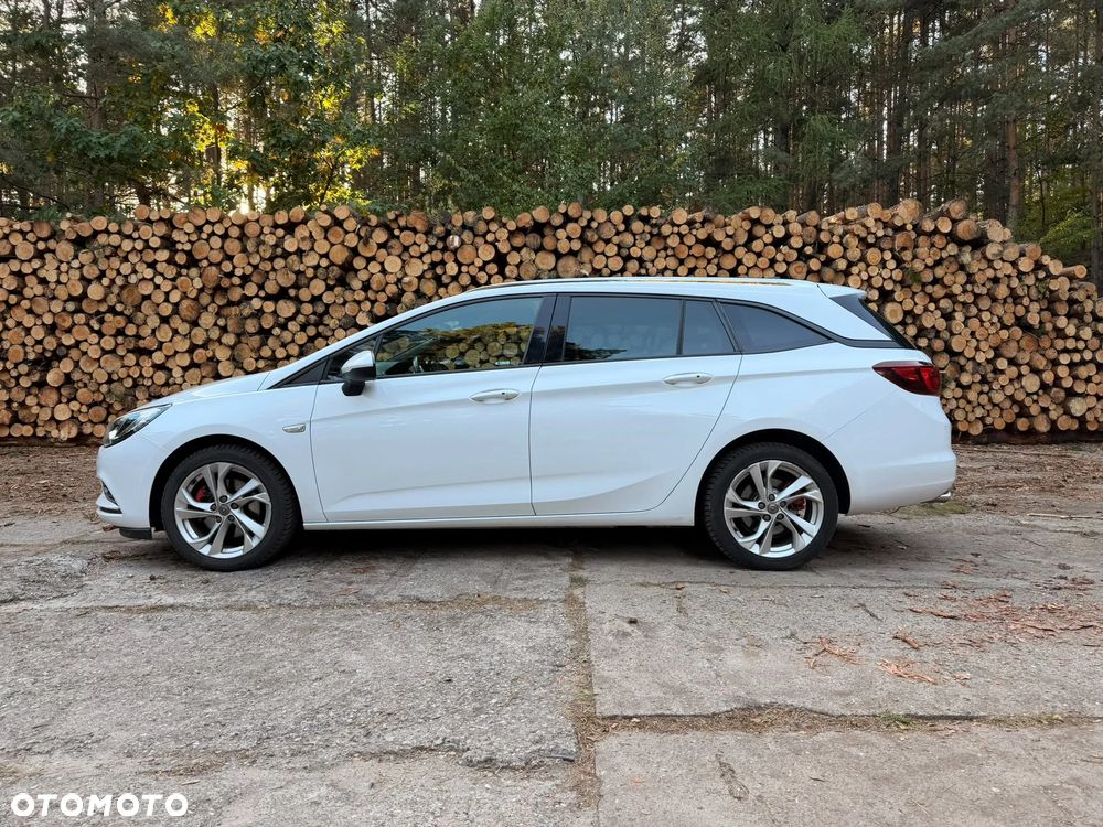 Opel Astra 1.6 CDTI Dynamic S&S - 9