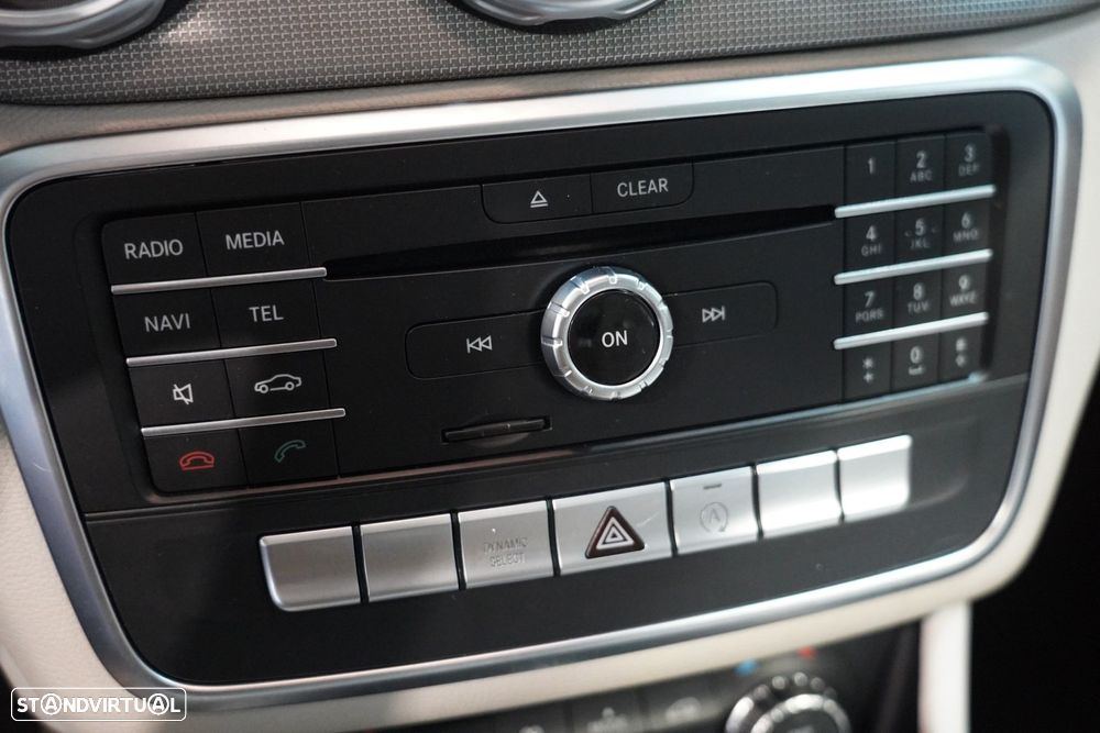 Mercedes-Benz GLA 180 CDi Urban - 17