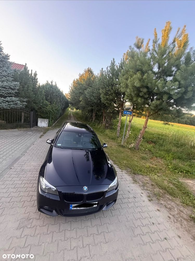 BMW Seria 5 520d Luxury Line - 11
