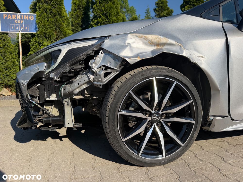 Toyota Corolla 2.0 Hybrid GR Sport - 32