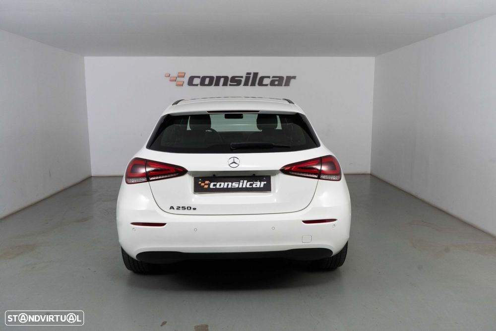 Mercedes-Benz A 250 e Progressive - 5