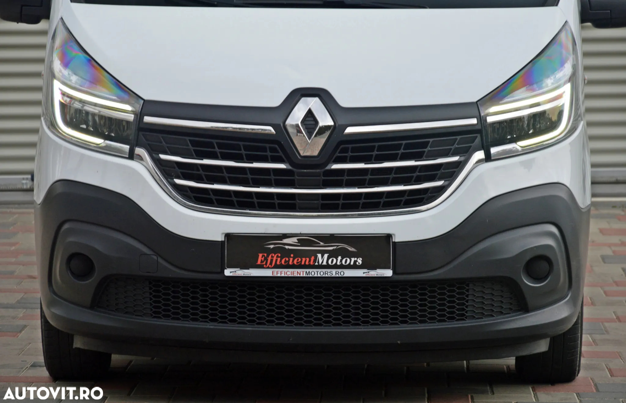 Renault Trafic - 18