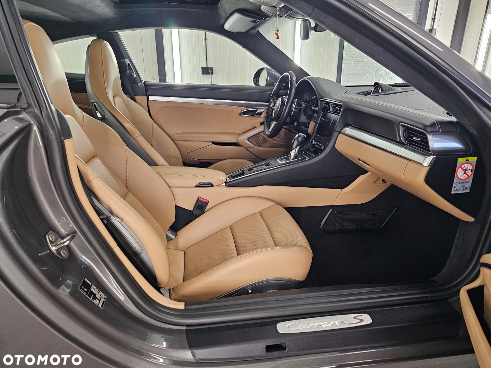 Porsche 911 Carrera S PDK - 18