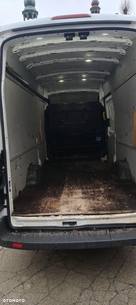 Ford Transit - 20