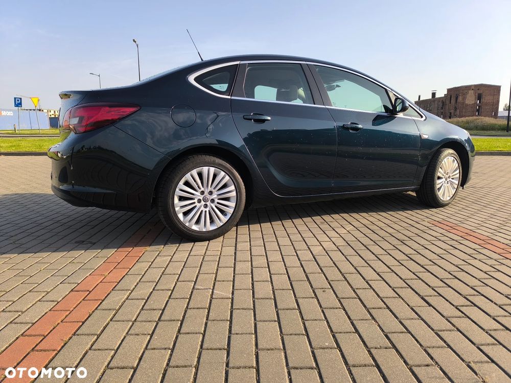 Opel Astra - 12