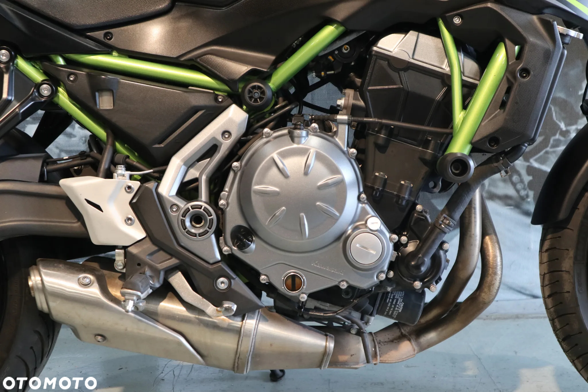 Kawasaki Z 650 - 15