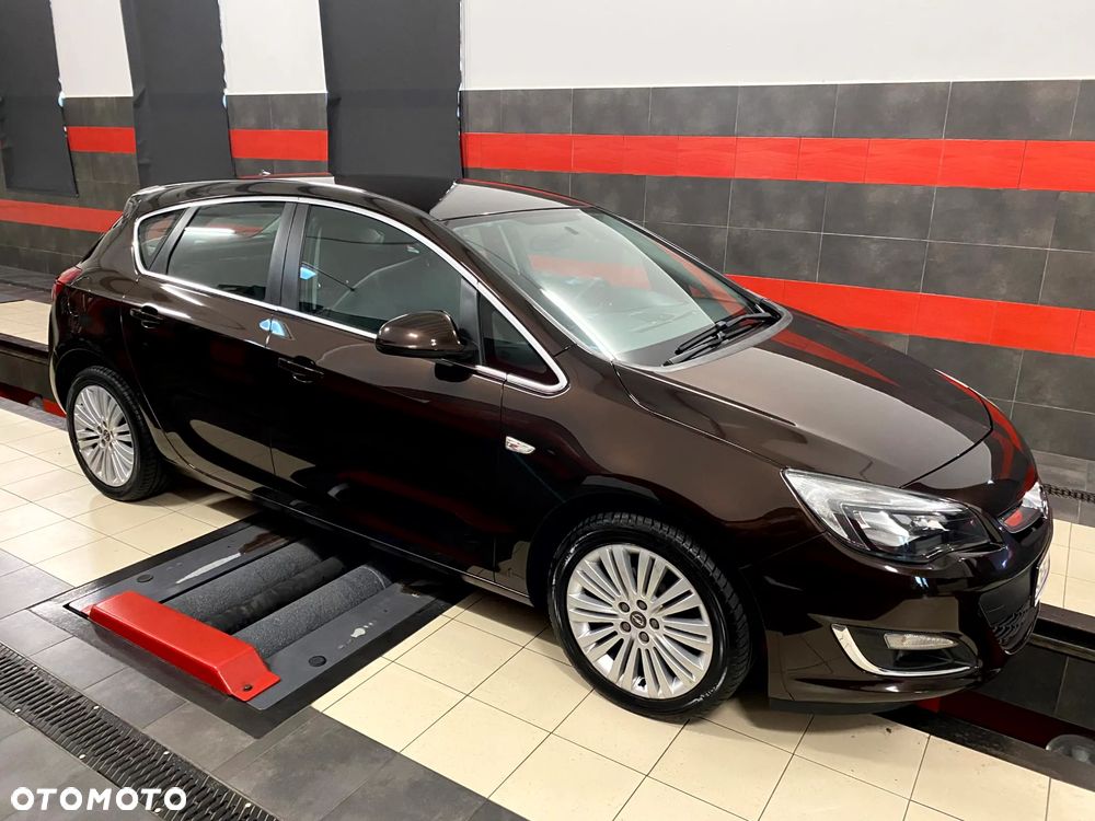 Opel Astra 1.4 ecoFLEX Cosmo - 5